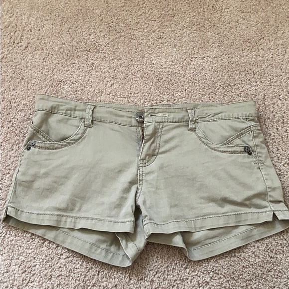 Tan Shorts - Picture 1 of 3